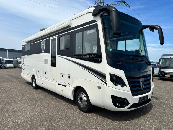 Morelo Palace Liner 97 GO 300pk Mercedes Slide-Out +Smart Garage