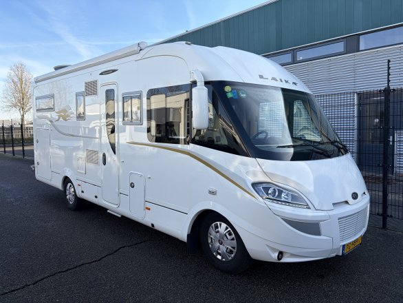 Laika KREOS 7009 3.0 Automaat, levelsysteem, hefbed