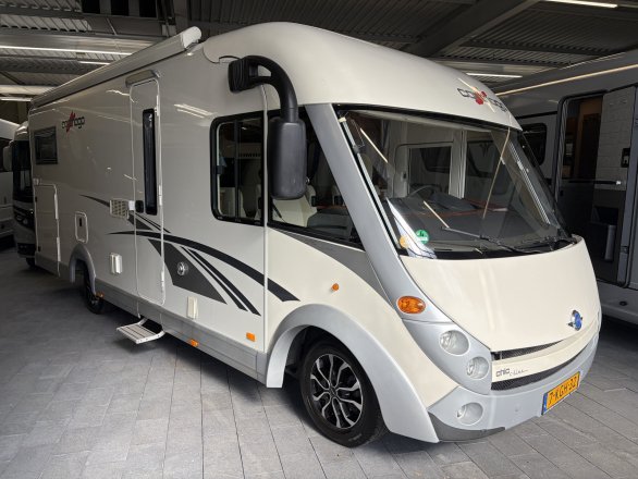 Carthago CHIC C-LINE I 4.8 Lengtebedden LMV Airco Solar Sat